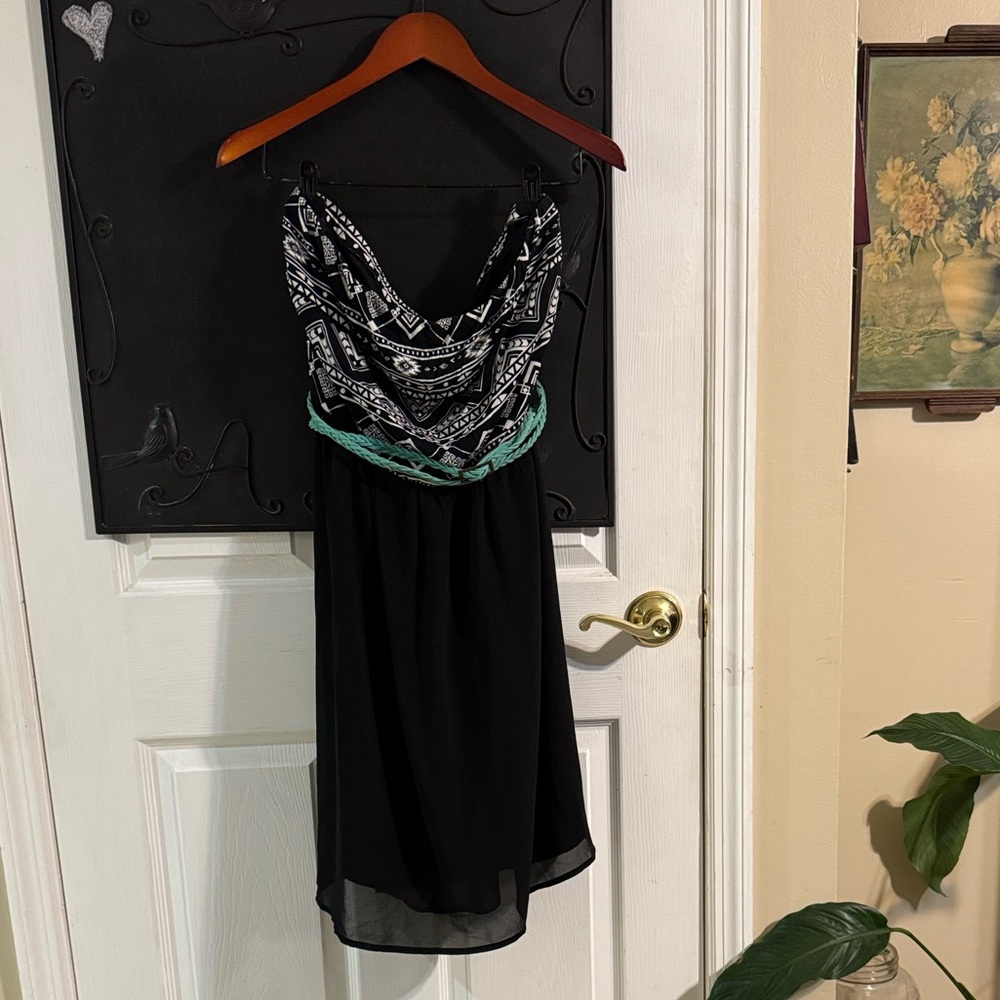 Forever 21 Black and White Strapless Dress | 2010s Tribal Tube Top Sheer Skirt